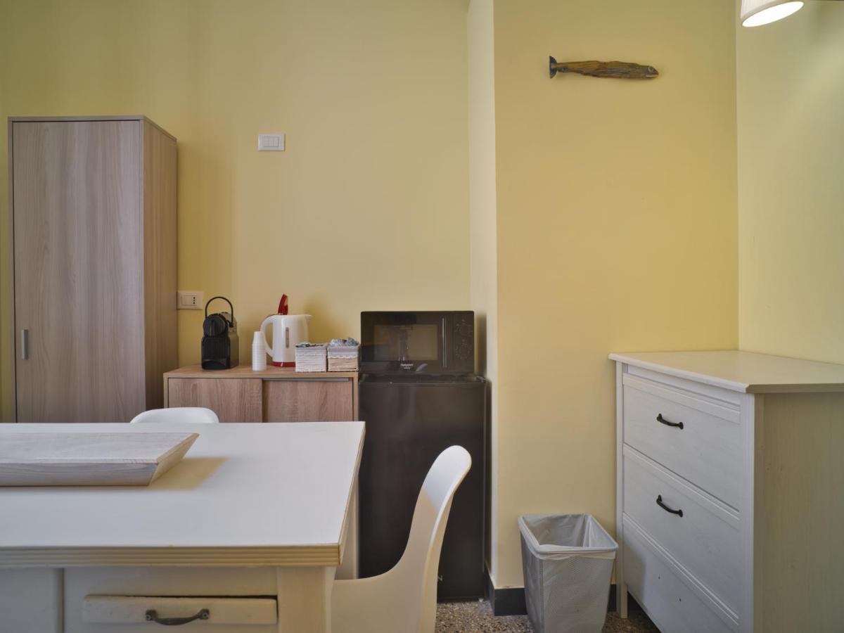2 Passi Dal Mare Hotel Finale Ligure Luaran gambar
